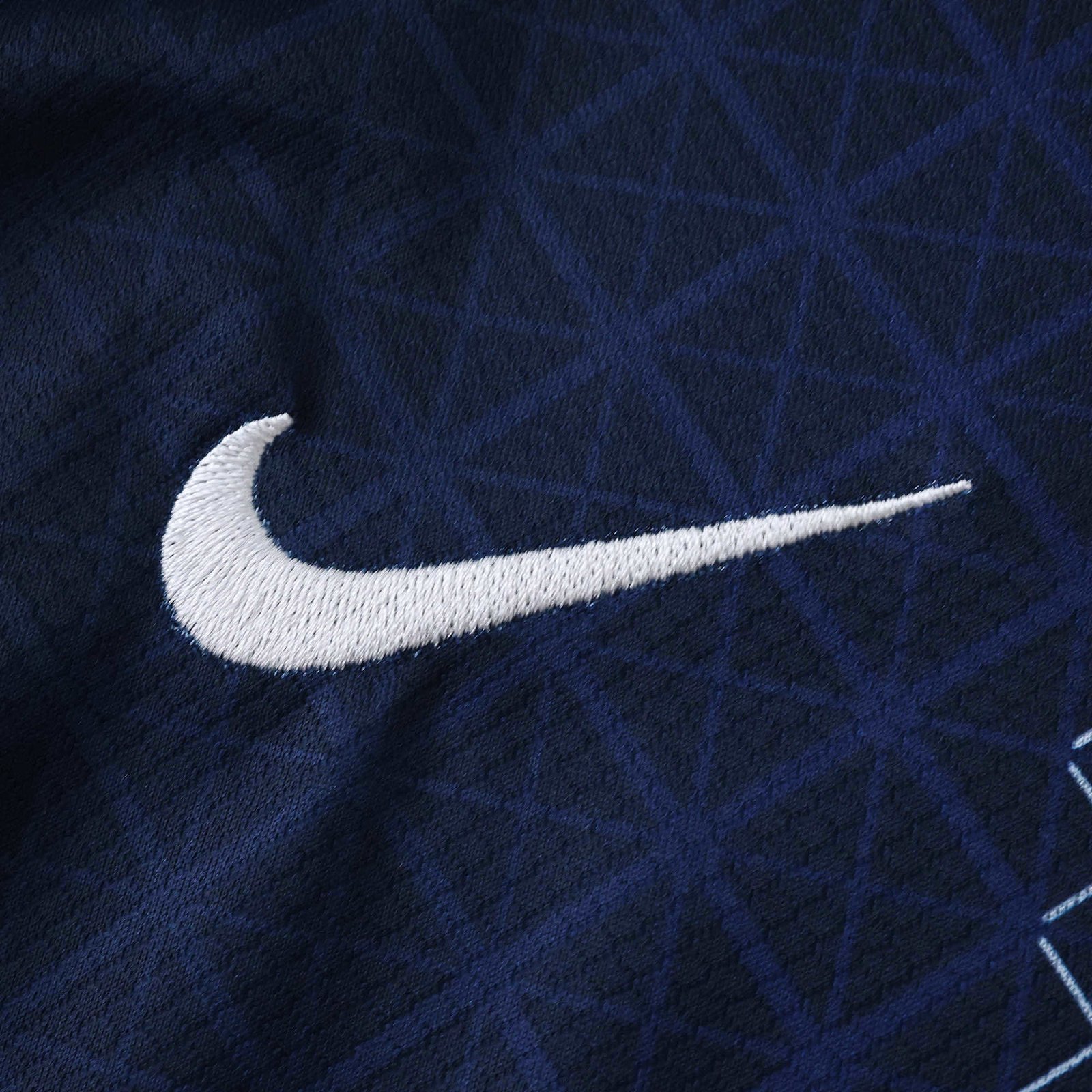 PSG I - 2025/26 (Kit Infantil) - Imagem 3