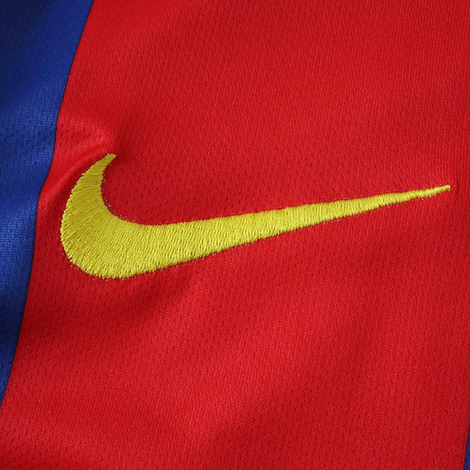 Barcelona I - 2004/05 - Imagem 3